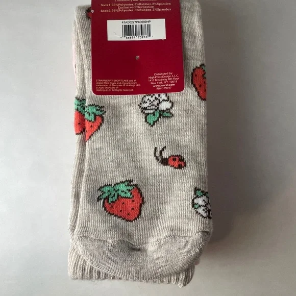 Strawberry Shortcake 2 Pairs Crews Socks Shoe Size 4-10, Sock Size 9-11 New wTag - Picture 2 of 4